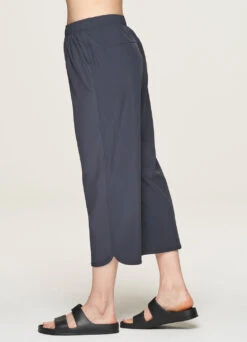 Gabby Weekend Wide Leg Capri -Rbx Active Wear Shop 09bee52e bd9e 40dc afd5 ab9caa68a76b