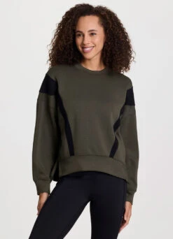 LuxeSoft Colorblock Sweatshirt -Rbx Active Wear Shop 149fcff4 04bf 4dc6 a4b8 43727d7587cb