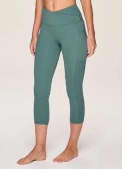 Crossover Ultra Hold Capri -Rbx Active Wear Shop 170a7d67 270c 4c3d 80d8 250a1abfa3ce