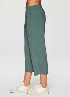 Gabby Weekend Wide Leg Capri -Rbx Active Wear Shop 2448bed7 69bf 409f ba24 2d38cec81caf