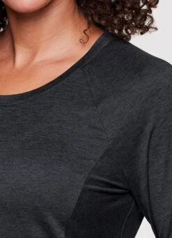 Stratus Perfect Running Tee -Rbx Active Wear Shop 2e95af24 a72b 4d73 a59b 93c3688d9d09