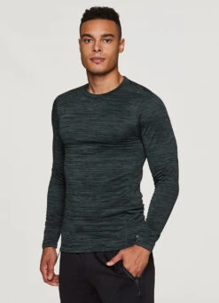 Stratus Fleece Lined Compression Base Layer Tee -Rbx Active Wear Shop 3e1cf087 8082 444f 9839 478c0019555e 6024b4d2 9b36 4a98 a46c bc3569ed8f2d