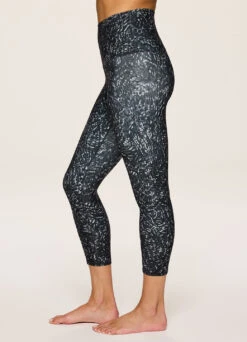 Scratch That Ultra Hold Capri -Rbx Active Wear Shop 43c8aa3a b574 4767 9df1 c74489a00686