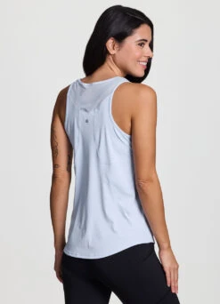 Extra Mile Mesh Tank -Rbx Active Wear Shop 4b359a9f da16 4377 8201 5b0c58438cc3