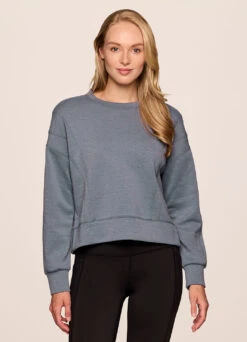 LuxeSoft Cropped Pullover -Rbx Active Wear Shop 5826ed74 7a1a 4286 9a0e b33c7694631c