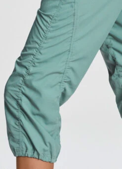 Lumen Lightweight Capri Pant -Rbx Active Wear Shop 5cd56795 06e7 42b1 90a4 62cb608fde8a