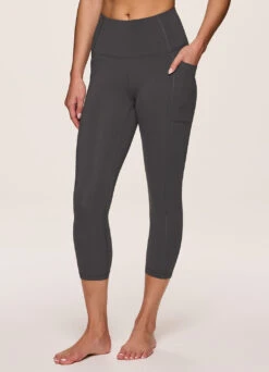 Tech Flex Ultra Hold Capri -Rbx Active Wear Shop 6632c3b4 e636 4969 a157 4807e348c049