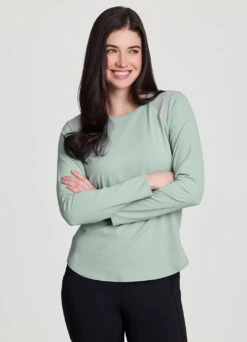 Extra Mile Mesh Tee -Rbx Active Wear Shop 6840f0e2 16ce 4e0a 9339 de8875709f16