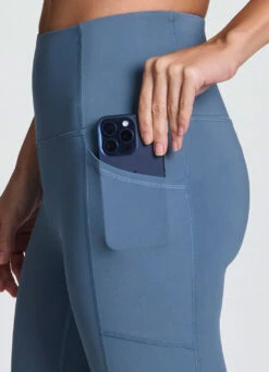 Tech Flex Ultra Hold Capri -Rbx Active Wear Shop 814ee845 debf 48f4 9d31 82075756d571