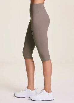 Pushing Pedals Cropped Capri -Rbx Active Wear Shop 81929ea6 697d 423f 80c5 80d210b89f64
