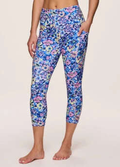 Picking Petals Super Soft Capri -Rbx Active Wear Shop 888ac462 8e04 4916 9448 db15a060123a