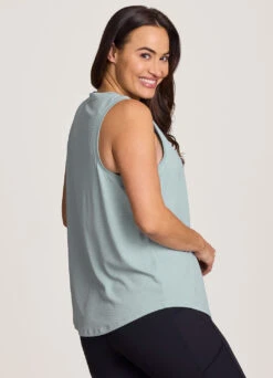 Plus Go With It Bubble Tank -Rbx Active Wear Shop 8a6187e0 367d 4039 9862 edea1f636add