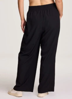 Plus Jet Setter Wide Leg Pant -Rbx Active Wear Shop 8a9e0a7c 2ce1 4f3f 8621 a796b66e2da9