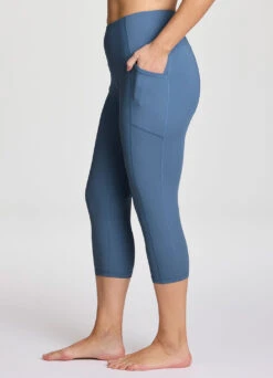 Plus Tech Flex Ultra Hold Capri -Rbx Active Wear Shop 98ea7644 e9a3 4e02 af62 33a27ee9c758