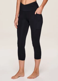 Crossover Ultra Hold Capri -Rbx Active Wear Shop 9f965763 2be2 4084 8c8e 3b11daeaa339