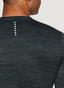 Stratus Fleece Lined Compression Base Layer Tee -Rbx Active Wear Shop 9fcec213 6b46 4ecb 80c4 6e5641d47708 1a270623 66bb 4f8f a0ad b0e361dced0b