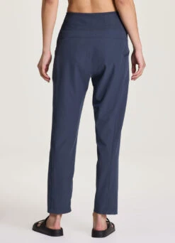 Jet Setter Ankle Pant -Rbx Active Wear Shop a44b7e39 85ca 4438 ad4e 81467ffc1ff8