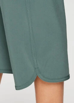 Gabby Weekend Wide Leg Capri -Rbx Active Wear Shop c67e3a46 f99d 4f66 ad5d 273934f6af86