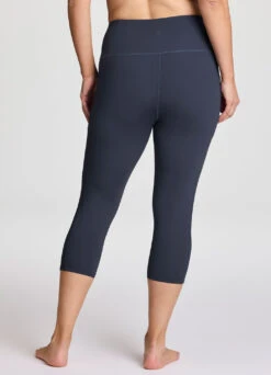 Plus Tech Flex Ultra Hold Capri -Rbx Active Wear Shop cc71b609 c31b 4c94 a7e3 ba60c6f8f35a