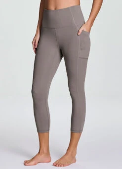 Tech Flex Ultra Hold Capri -Rbx Active Wear Shop d4372f5c 615f 4e7d 857f bac9c8eac9cf