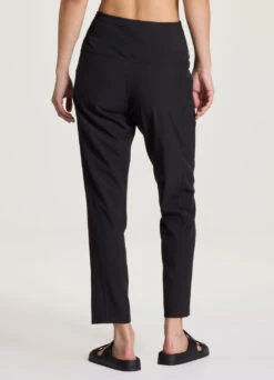 Jet Setter Ankle Pant -Rbx Active Wear Shop d8572754 a1df 4e4a a950 212def0d9623