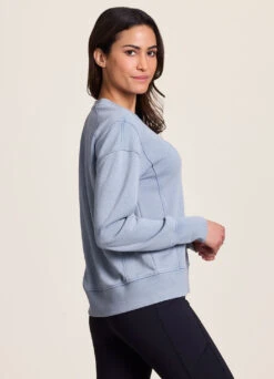 Seascape Relaxed Pullover -Rbx Active Wear Shop db47e560 8cc4 491d bfdc 1568baf54b4e