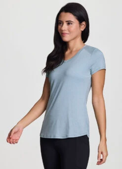 Stratus Everyday Running Tee -Rbx Active Wear Shop e4673ec9 226b 4876 b9d0 75dda20e847e