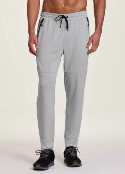 Prime Traveler Zip Pocket Jogger -Rbx Active Wear Shop e9cde09f 3af8 4013 8e2c 69ec234bcd28