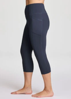 Plus Tech Flex Ultra Hold Capri -Rbx Active Wear Shop ed535db1 4b16 465c acb2 945e57968424