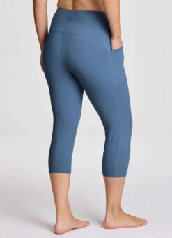 Plus Tech Flex Ultra Hold Capri -Rbx Active Wear Shop f803223c beb7 492d bf6a 9b9001c19f93