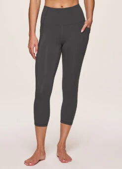 Tech Flex Ultra Hold Capri -Rbx Active Wear Shop f9b2d416 19c7 4142 b823 584d9db00323