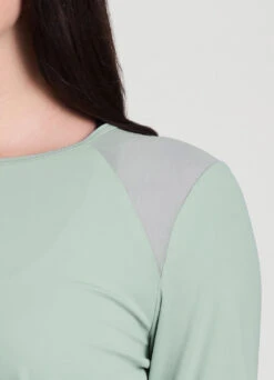 Extra Mile Mesh Tee -Rbx Active Wear Shop feaab376 291f 4688 8b59 c9db9d9f9e78